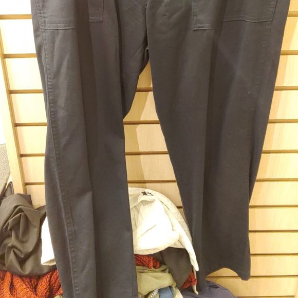 TOMMY HILFIGER Womens Roll-Cuff Capri Pant Navy Blue - Picture 6 of 6